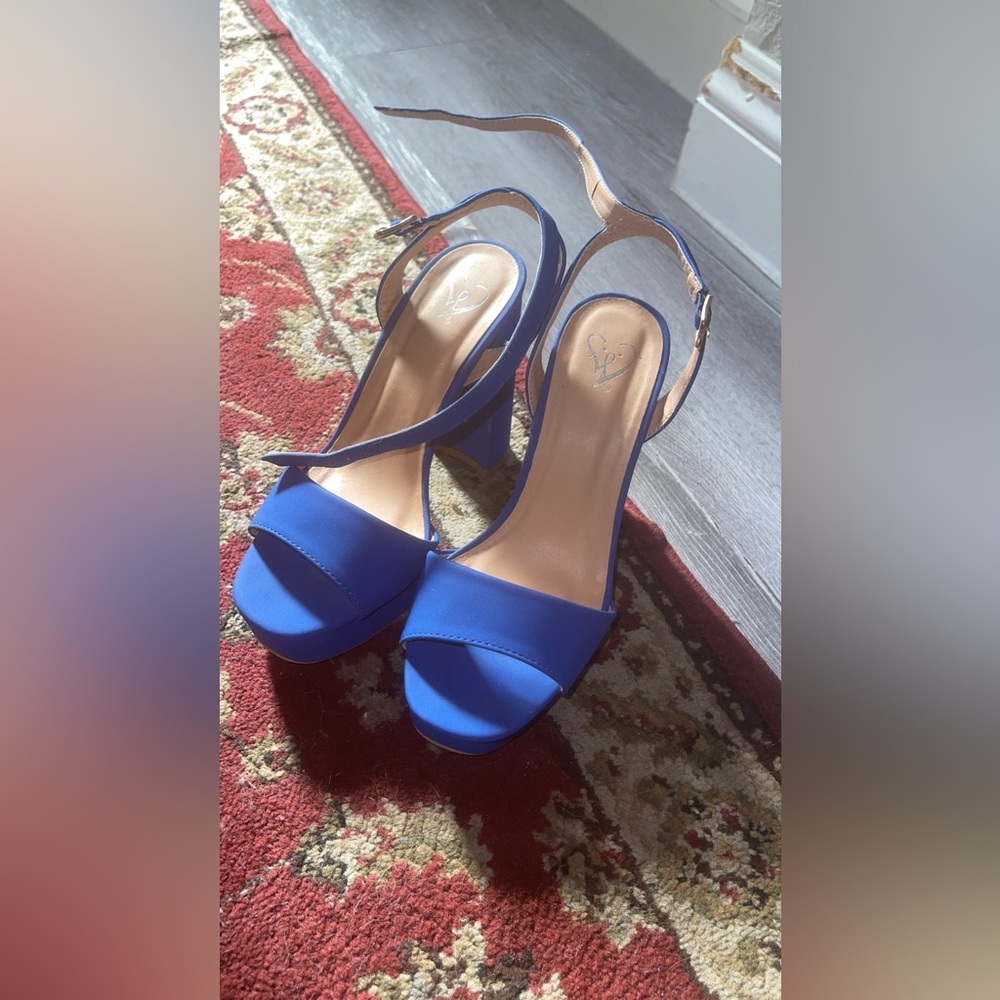 Blue Heels size 6